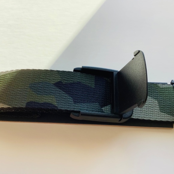 NWT WORKLOAD Camo Clip Buckle Belt - Picture 5 of 5
